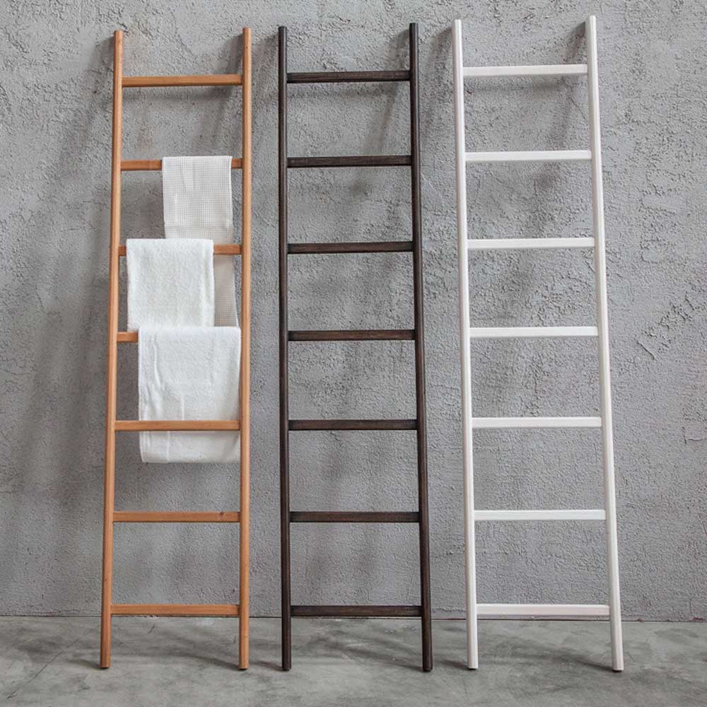towel ladder-dryers-in-wood-white-wenge-natural-uilli-cipi