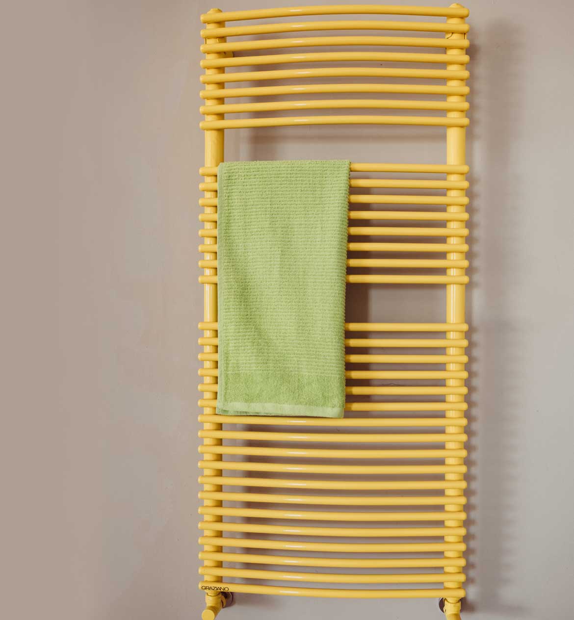 heated towel rail-miss-arco-curved-colored-graziano