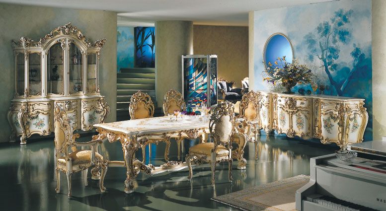 Venetian-style