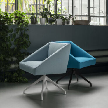 waiting chair with colored pyramidal base amarcord luxy