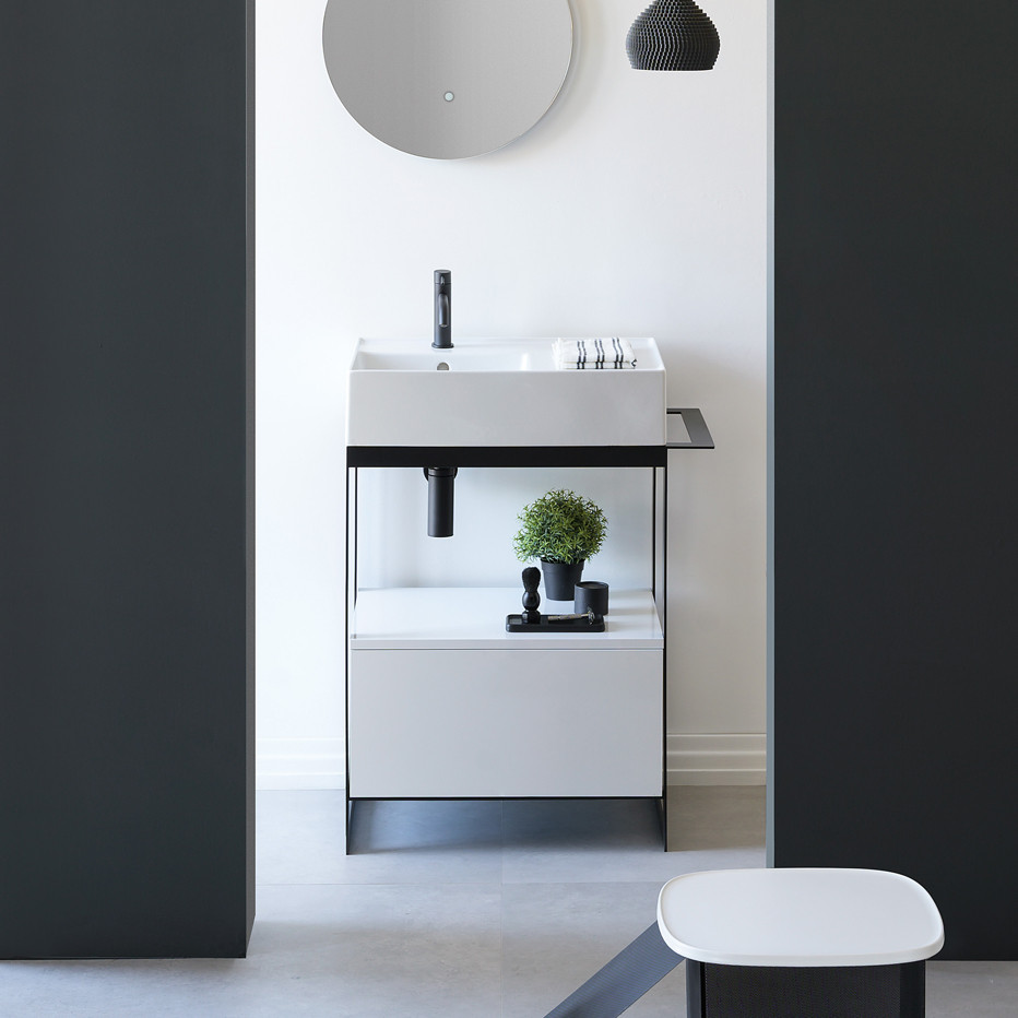table console de salle de bain structure métal noir blanc lavabo teorema 2.0 solid 23 scarabeo
