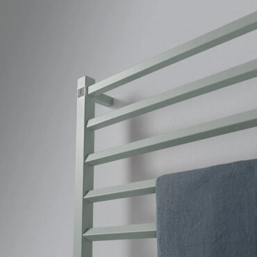 scaldasalviette idraulico design moderno bianco colorato dettaglio twist deltacalor